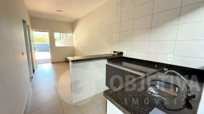 Casa para aluguel, 1 quarto, 1 suíte, 6 vagas, JARAGUA - UBERLANDIA/MG