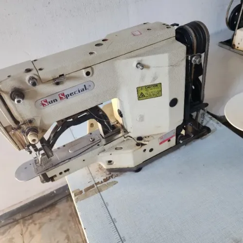 Maquina de costura travete mecanico sun special semi novo