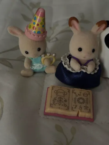 sylvanian families bebe