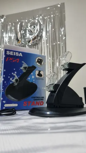 Suporte e Carregador de Controle para Ps4 / DualShock 4 NOVO e LACRADO
