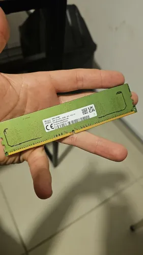 ddr5 udimm 8gb 1rx16 pc5 5600b uc0 1010 xt sk hynix