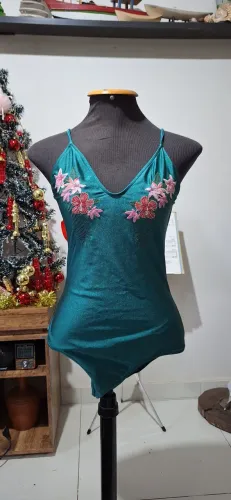 Body verde floral