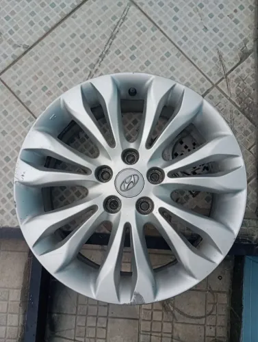 Roda Azera