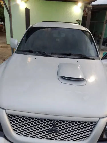 Mitsubishi L200 GL 2.5 4X4 CD Diesel 2009