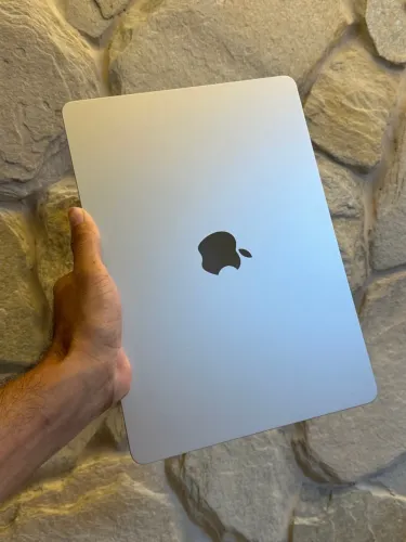 MacBook Air m2 16/256GB 1 mês de ativo