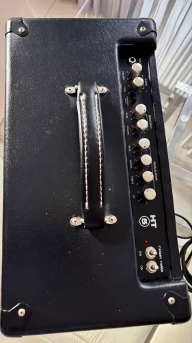 AMPLIFICADOR BLACKSTAR HT5 (BAIXEI)