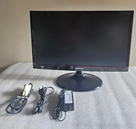 Monitor Samsung com Tela de 21.5" 60Hz