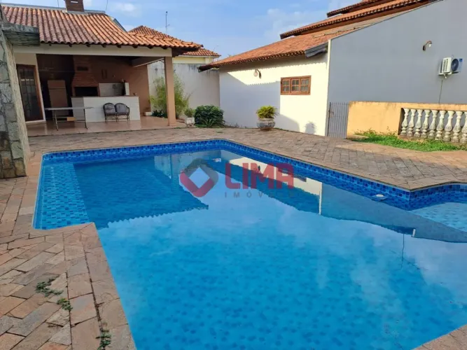 Casa com 4 Quartos para venda no Bela Vista em Bauru - SP