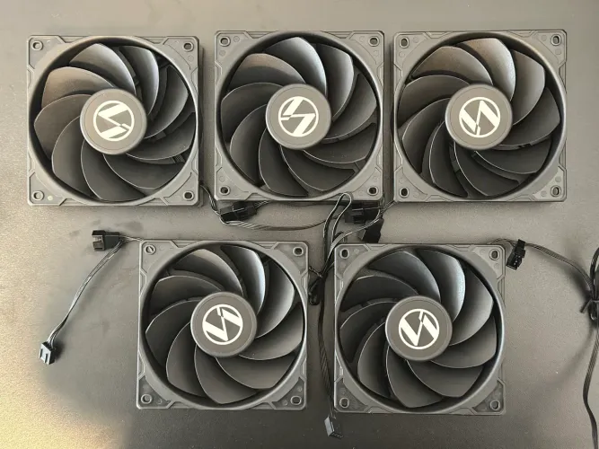 Kit 5 Fans Lian Li 120mm Reverse