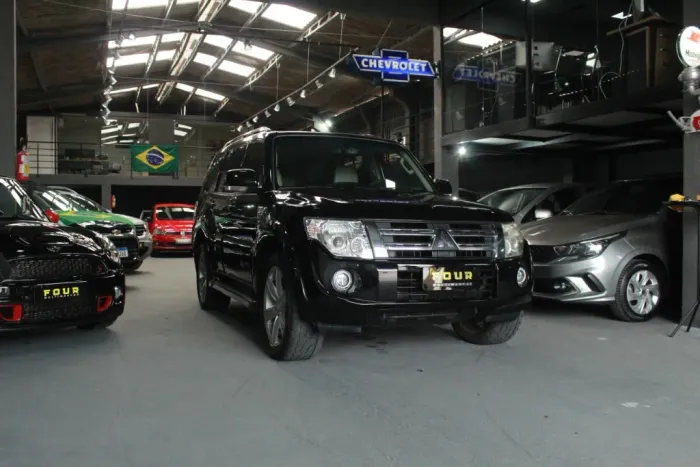 Mitsubishi Pajero HPE Full 3.2 4X4 T.i.dies. 5P AUT 2014