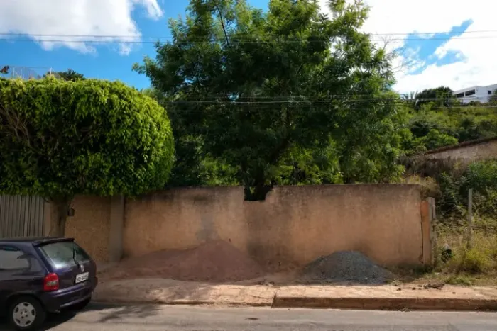 Terreno para venda no Centro de Vitória da Conquista - 240m²
