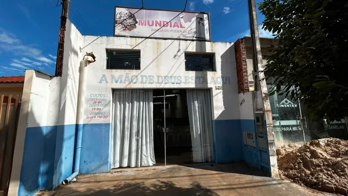 Vendo prédio comercial
