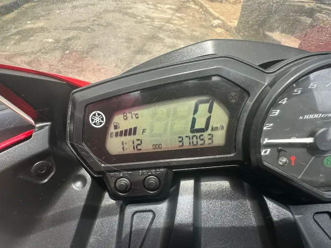 ? Yamaha XJ6 Carenada 2015 - Esportiva, Potente e Pronta pra Rodar! ?