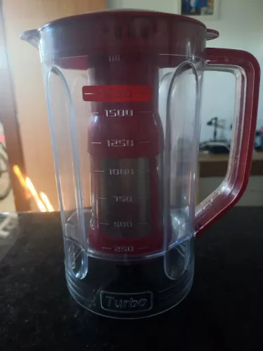 Copo de liquidificador mundial