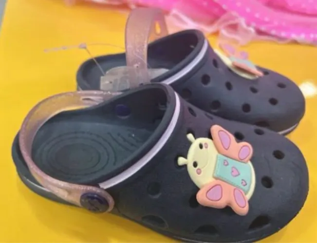 Crocs worldcolors 23 importado