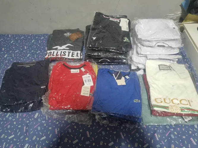 Lote com 46 camisetas malha peruana