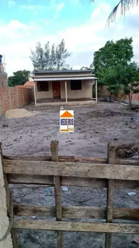 Casa para Venda em Arraial do Cabo, Pontal do Cabo, 1 dormitório, 1 banheiro, 12 vagas