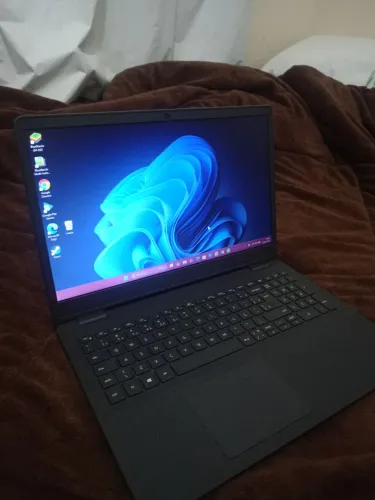 Notebook Dell com acessórios, 256GB SSD processador Intel 