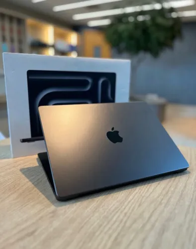 MacBook Pro M3 Max 1TB | 36GB Preto 89%