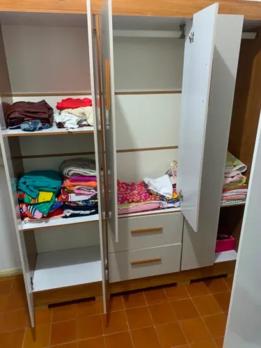 Guarda roupa 06 portas 