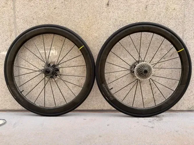 Rodas Mavic Cosmic Ultimate Carbon Disc 