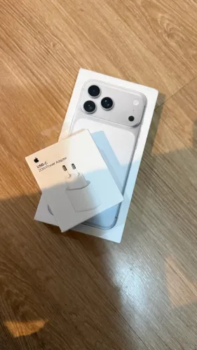 IPHONE 17 PRO MAX LACRADO/NOVO SILVER 256GB EM ATÉ 18X