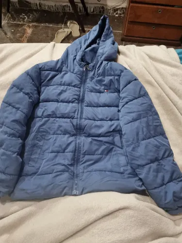 Vendo casaco bobojaco infantil tomy
