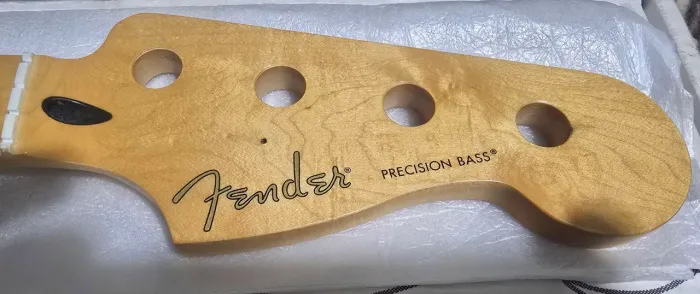Braço baixo Fender Previsión Bass mexicano