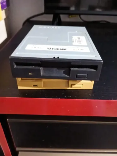 Leitor e Gravador de disquete