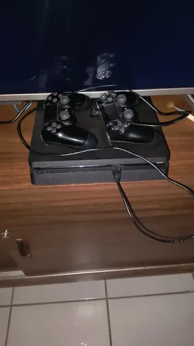 Ps4 slim - seminovo - nunca aberto