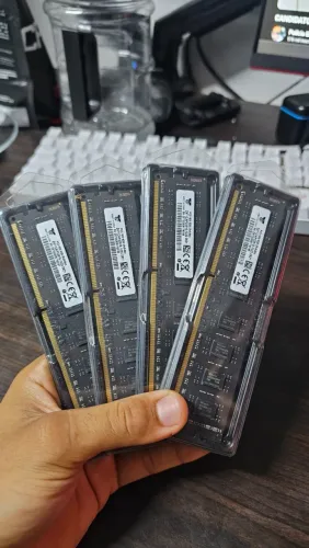 2x8Gb RAM DDR3 Desktop 1600mhz (Unidade)