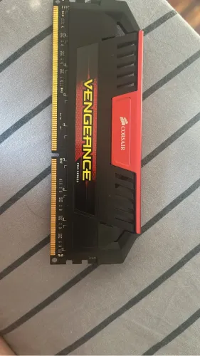 Kit 2x 4gb memória RAM DDR3 1600mhz Corsair Vengeance Pro Series