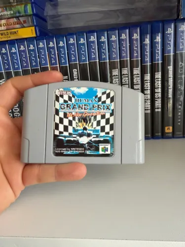 Vendo Human Grand Prix Nintendo 64 original - semi novo 