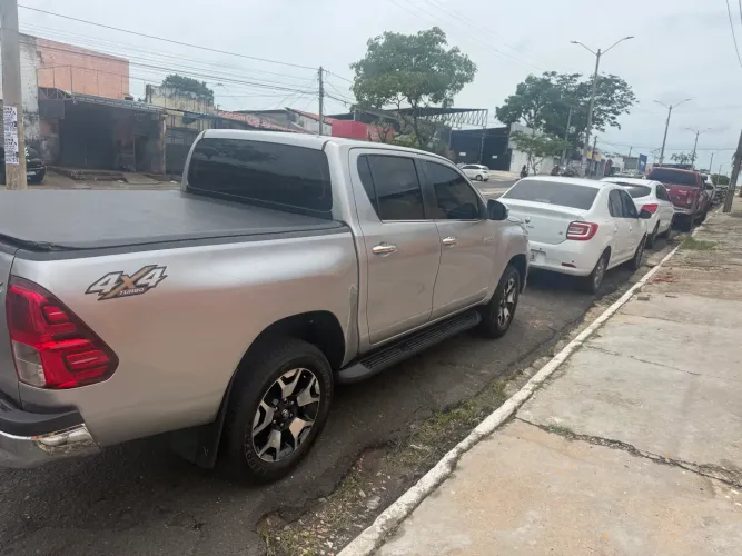 Toyota Hilux CD SRX 4X4 2.8 TDI 16V Diesel Aut. 2019