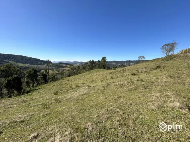 Sítio em Alfredo Wagner com 8.739 m2 com matrícula