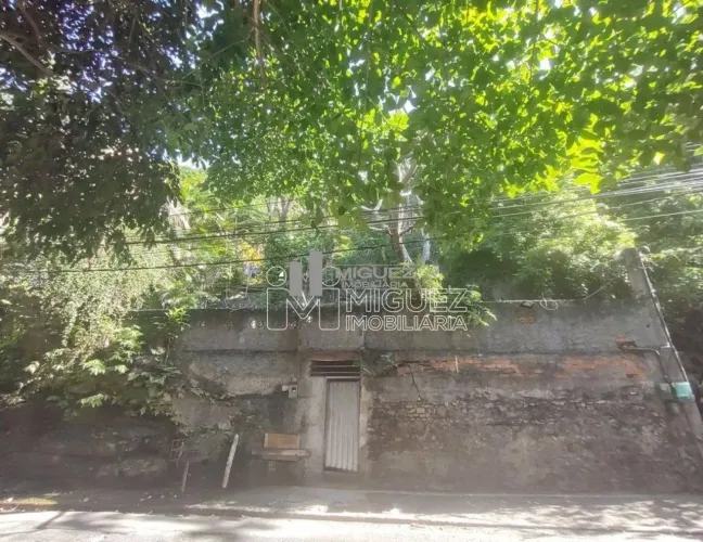 TERRENO/LOTE À VENDA RUA ALICE - LARANJEIRAS - TERRENO COM APROXIMADAMENTE 900 M².