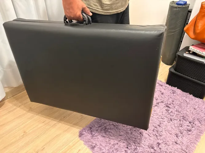 Maca maleta com capa