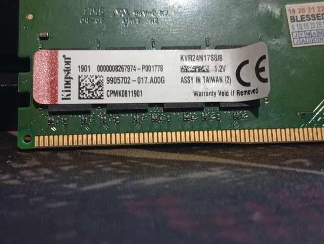 Memória ram 8gb ddr4 Kingston até 3200 no xmp