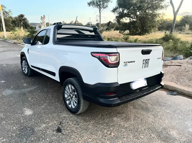 Fiat Strada Freedom 1.3 Flex 8V CS Plus 2021