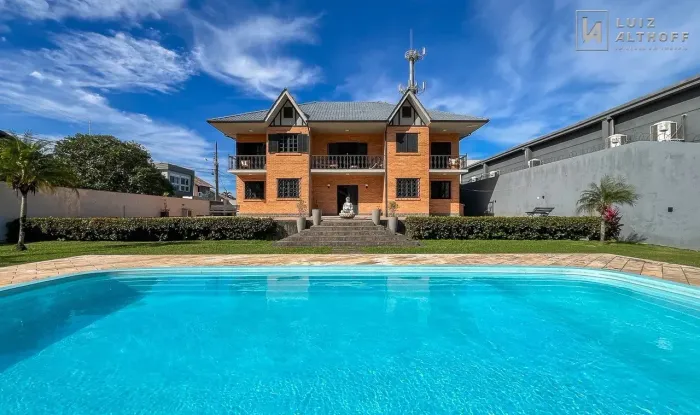 Casa 4 quartos, 3 suítes à venda - Lagoa da Conceição, Florianópolis/SC