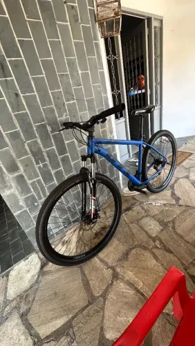 Bike aro 29 em estado de nova ,nada a fazer aceito trocas em iphone/passo cartão 