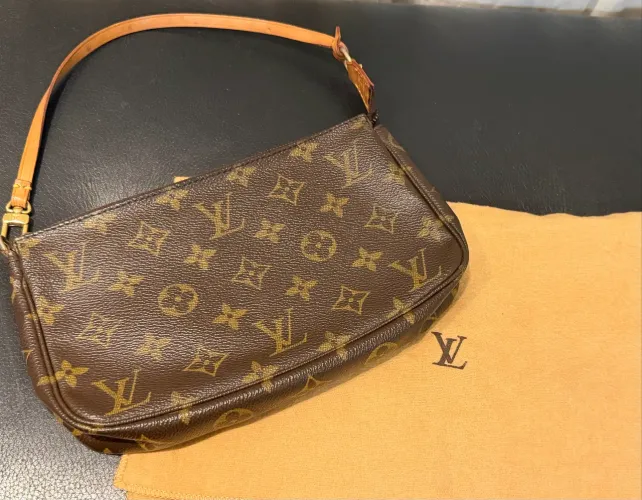 Bolsa Louis Vuitton Pochette Accessoires Original Monogram 2002