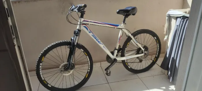 Bicicleta TSW 27 marchas - aro 24 - conjunto shimano