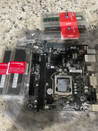 Vende-se placa mãe, processador e memórias ram 