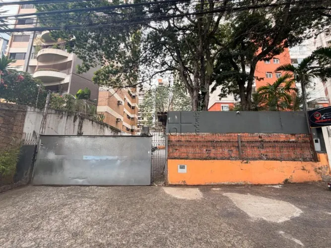 Terreno à venda em Campinas, Cambuí, com 465 m²
