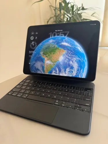 iPad Pro M1 (com capa teclado original Apple)