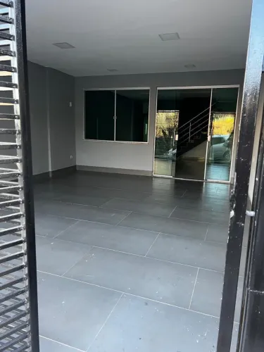 Vendo ou Troco casa em Governador Valadares por casa em Guanhães ou Lagoa Santa