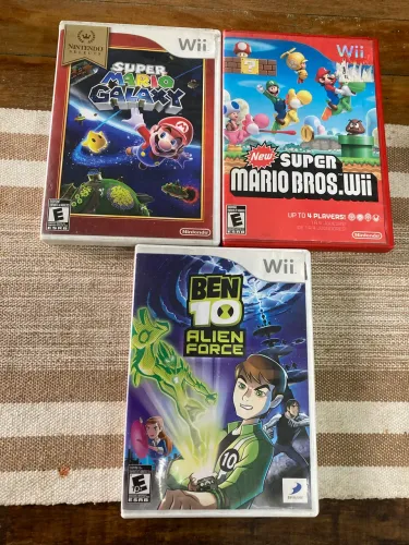 Lote 3 jogos Wii ORIGINAIS com manual Super Mario Galaxy + New Super Mario Bros Wii+Ben 10