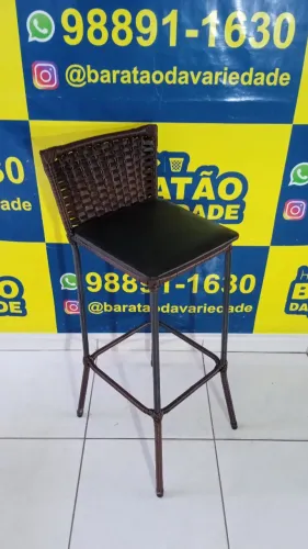 BANQUETA AMERICANA ALMOFADADO (ESTILO QUADRADA)
