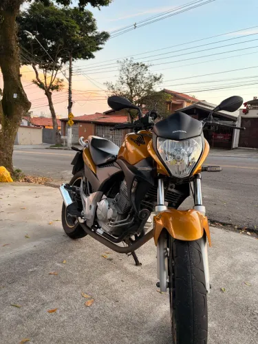 CB 300R 
